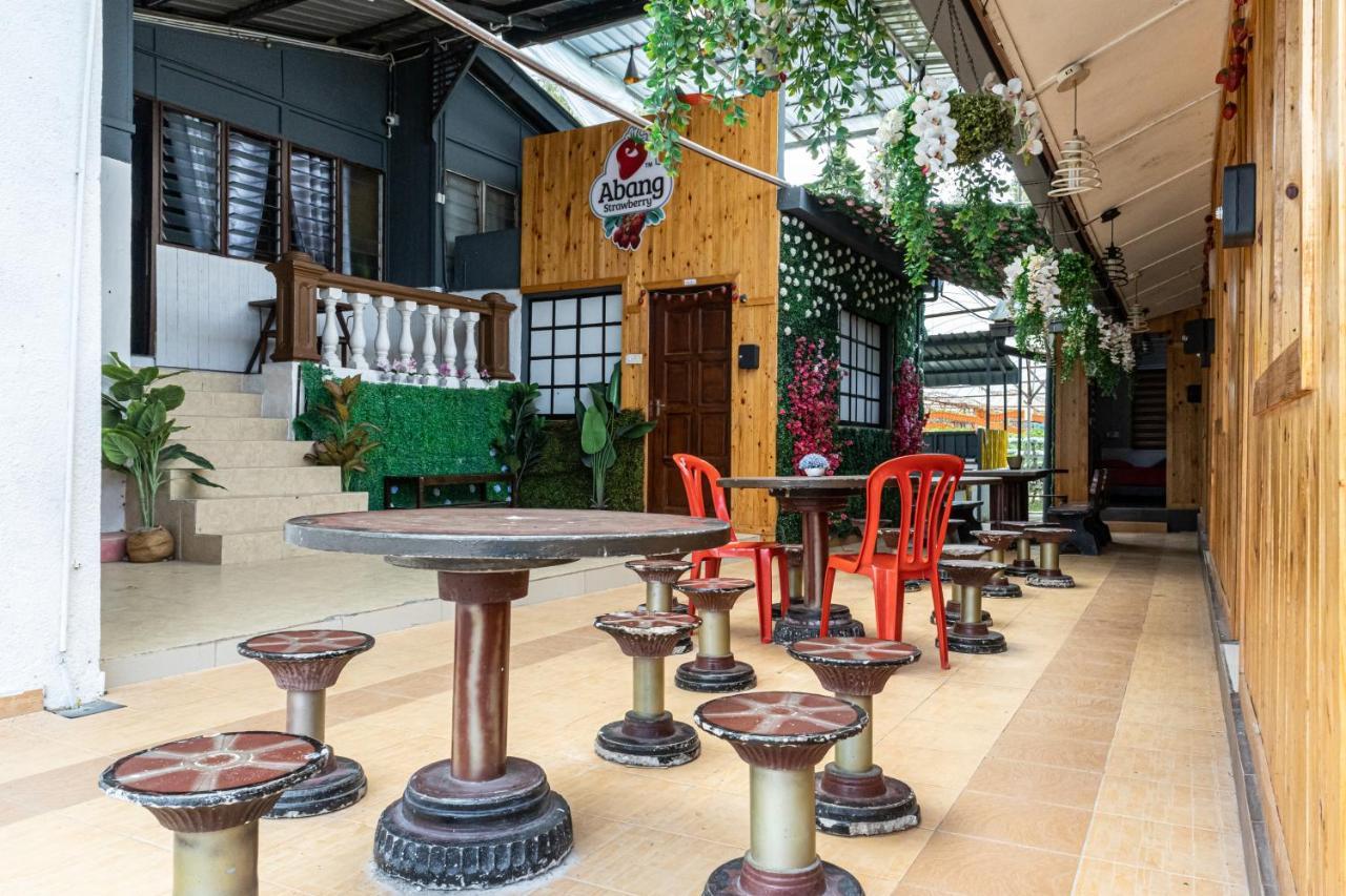 Aiza Homestay Opposite Abang Strawberry Taman Sedia Tanah Rata Exterior foto